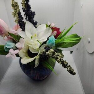 Hand Crafted Floral Table Centerpiece Spring Lily Flower Glass Vase